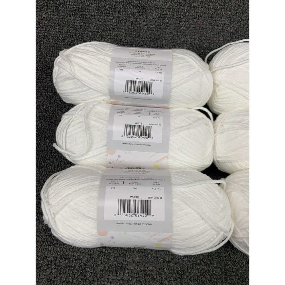 (lot Of 6) Lion Brand Yarn 215-100 Feels Like Butta Yarn White 3.5oz 218yds Each - Picture 8 of 9